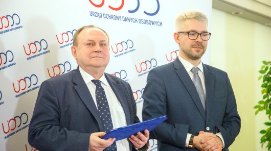 Prezes UODO Jan Nowak 9z lewej) i wiceprezes Mirosław Sanek (z prawej).