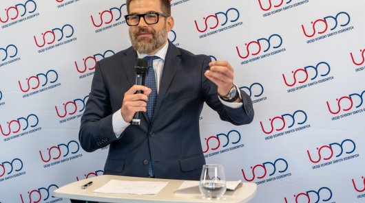Zdjęcie przedstawiające Piotra Drobka, Radcę UODO 