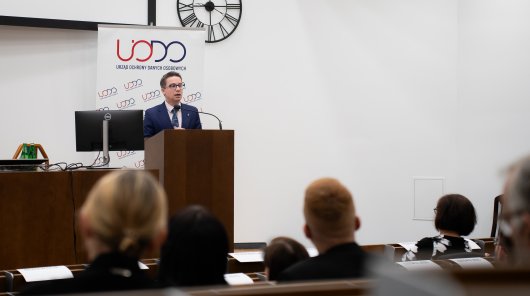 Zdjęcie z międzynarodowej konferencji pt. „Technologie kwantowe: zagrożenia, wyzwania i szanse dla cyberbezpieczeństwa i ochrony danych osobowych”. 