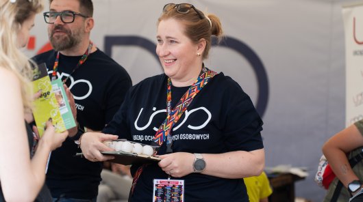 Zdjęcie przedstawia przedstawicieli UODO podczas 31. Pol'and'Rock Festivalu