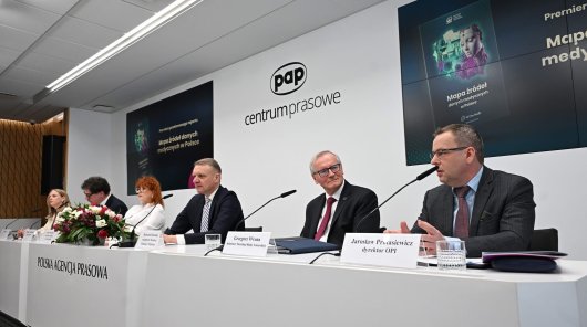 zdjęcie - 10 kwietnia 2026 r. w warszawskiej siedzibie Polskiej Agencji Prasowej odbyła się debata poświęcona premierze raportu „Mapa źródeł danych medycznych w Polsce”